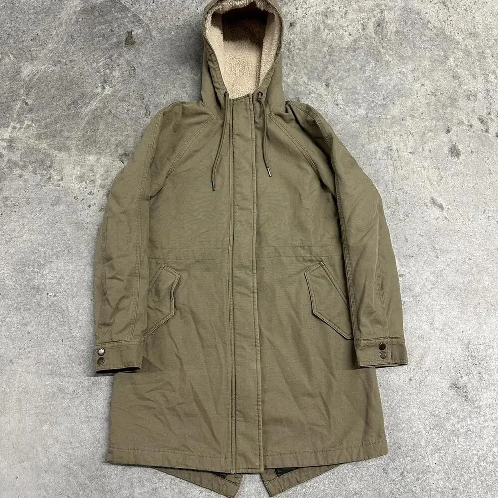 Patagonia Blanket Lined Fishtail Parka Jacket - Picture 2 of 6